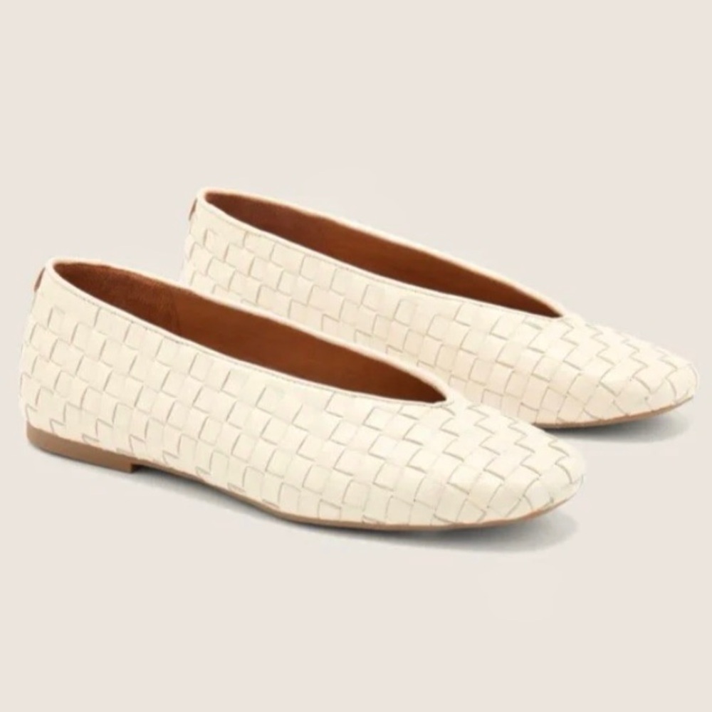 GENTLE SOULS - WILLOW WOVEN LEATHER FLAT by Kenneth Cole, Size 6M, Orig.$179